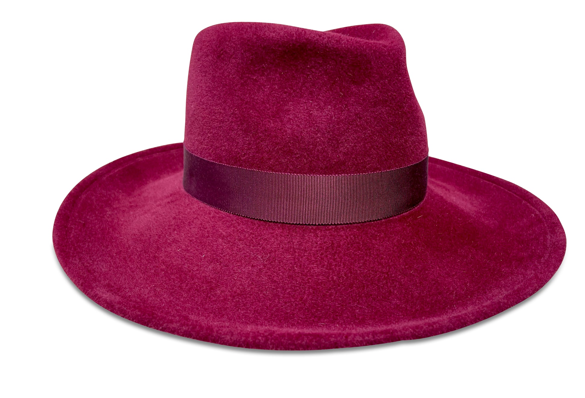 Wine velour felt fedora with matching ribbon trim.