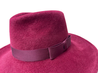 Wine velour felt fedora with matching ribbon trim.