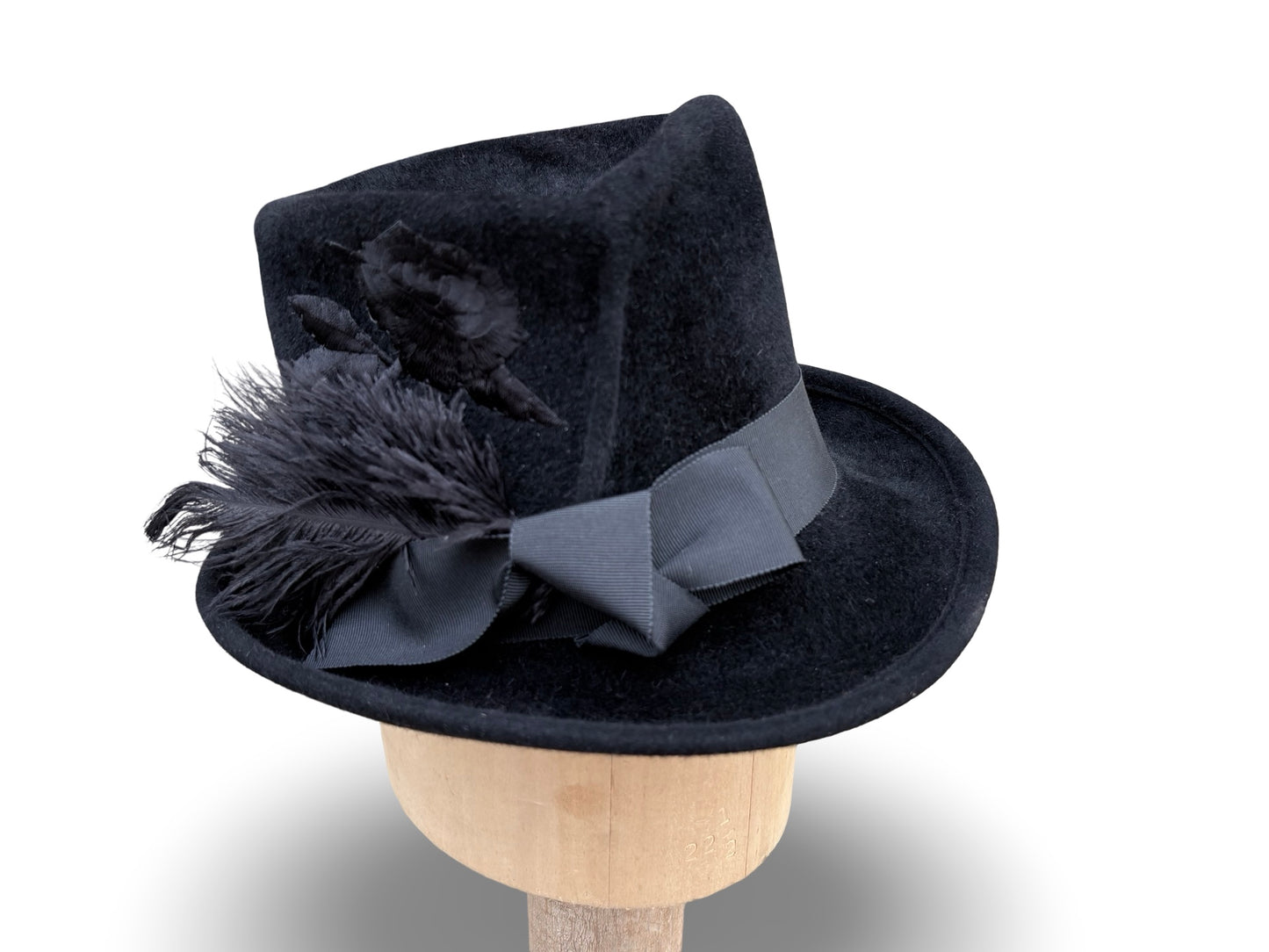 Flora - El Diablo Grande - Black Felt Monochromatic Top Hat