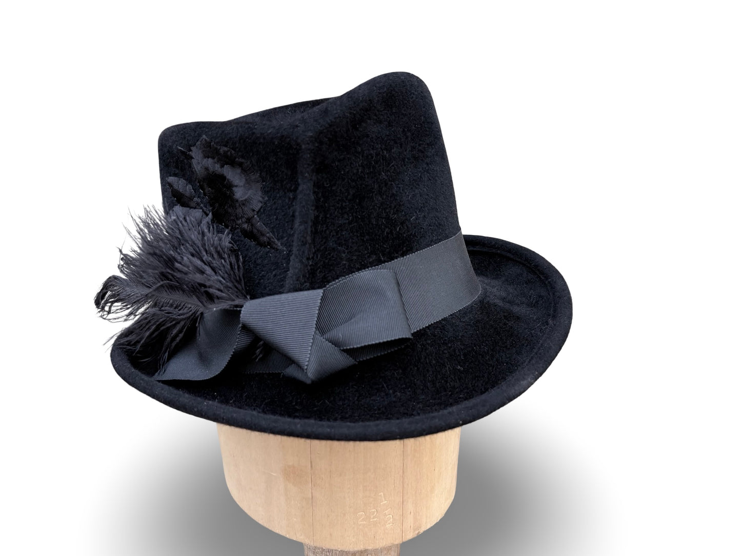 Flora - El Diablo Grande - Black Felt Monochromatic Top Hat