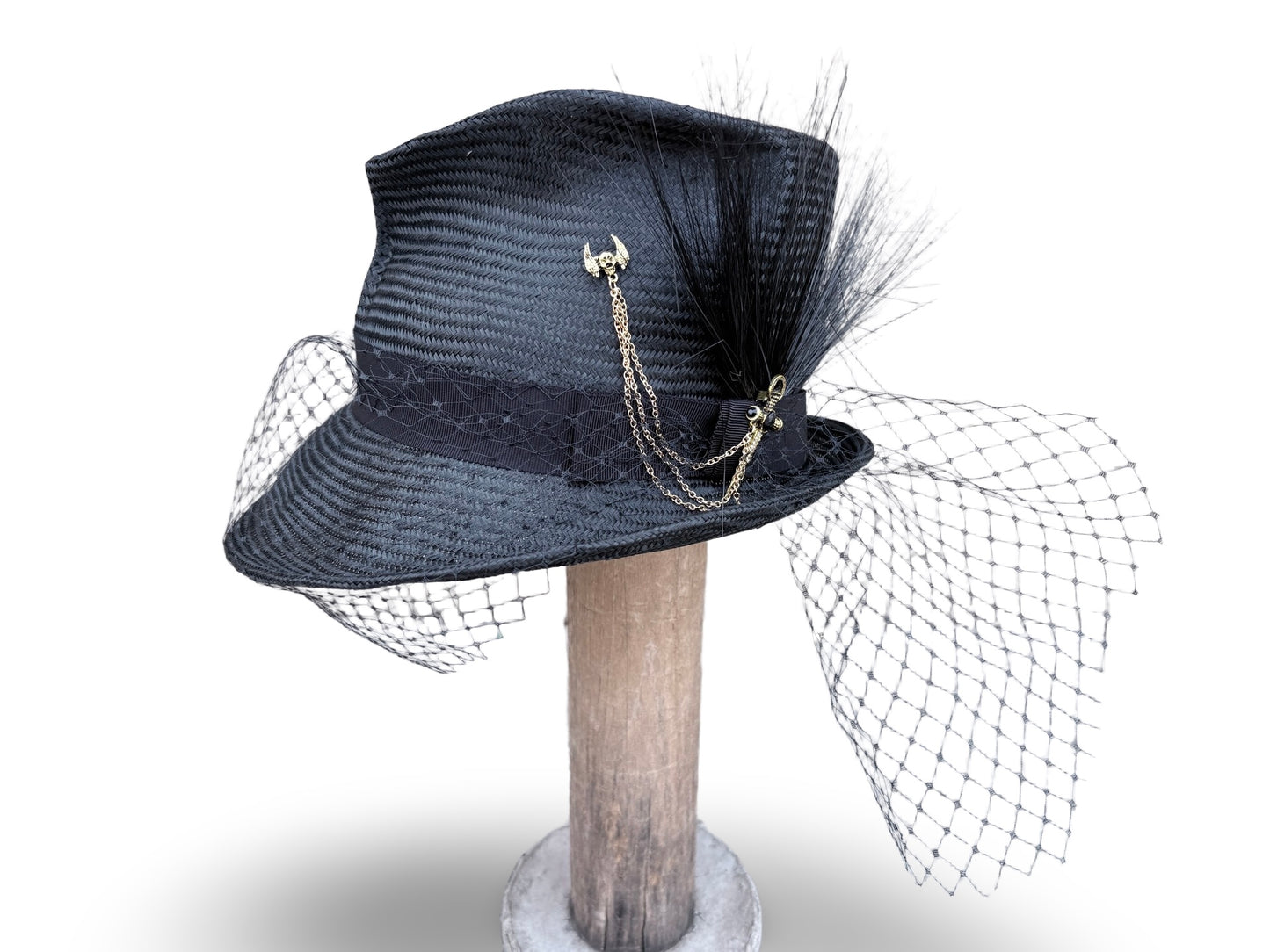 Dunk - Stylized Straw Fedora